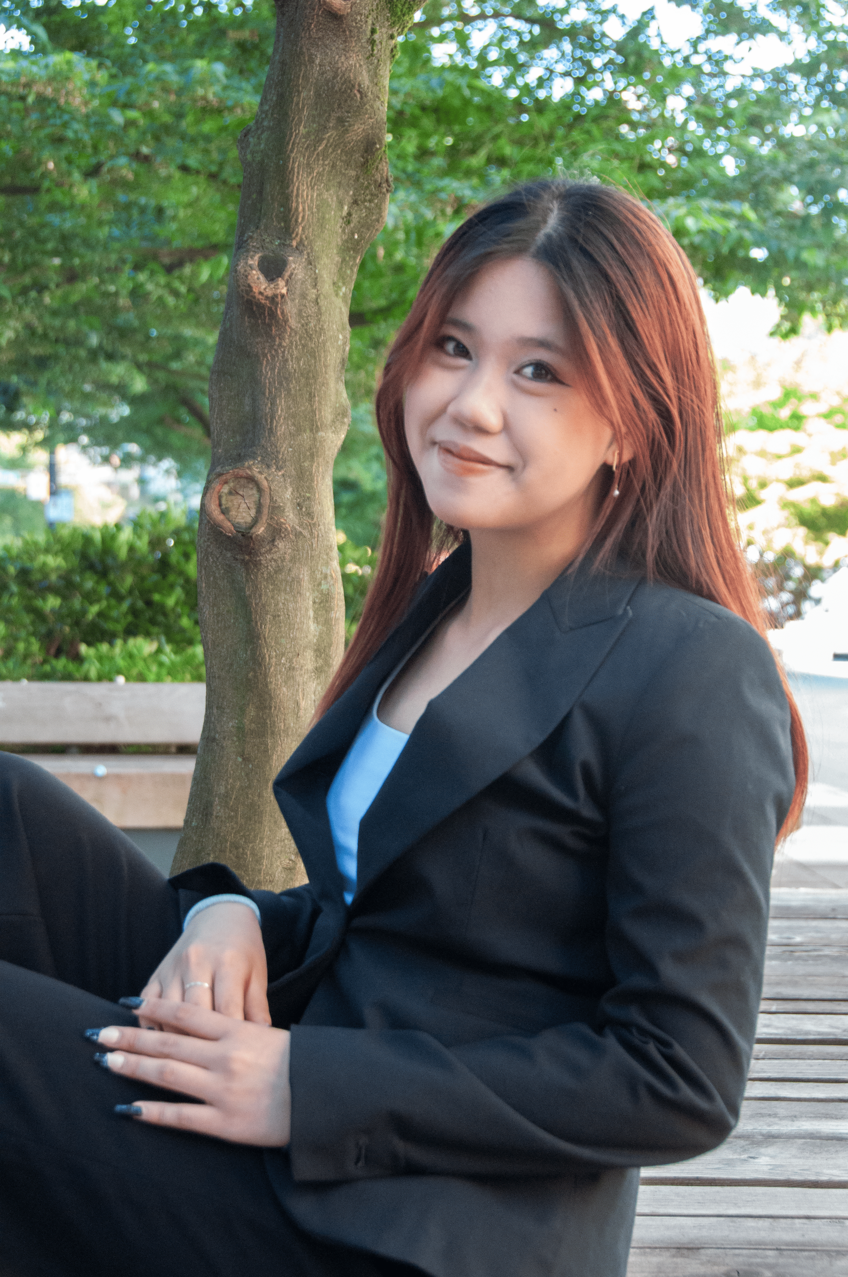 Rita Hu portrait - Click to view LinkedIn
