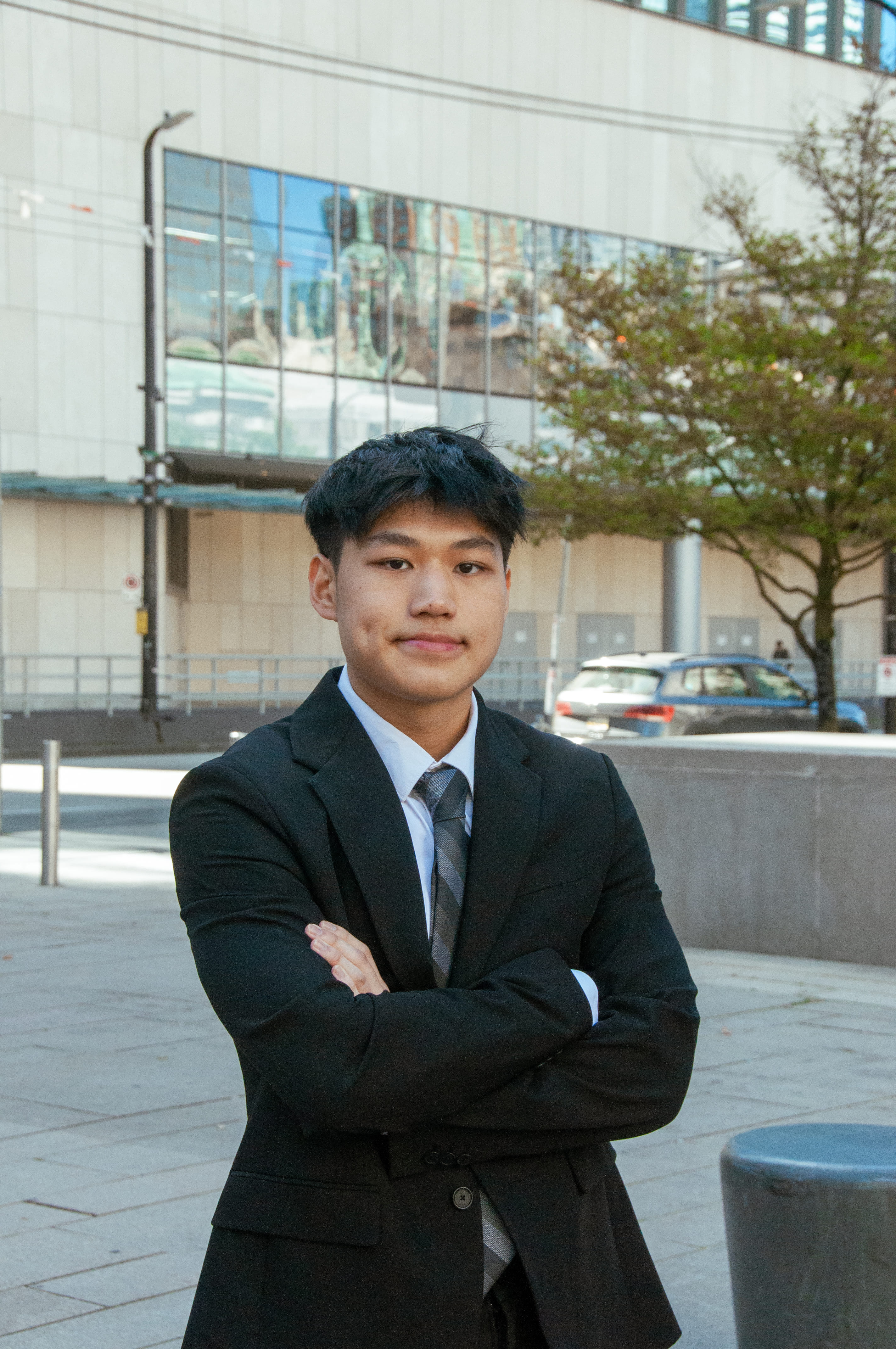 Kinson Djingga portrait - Click to view LinkedIn