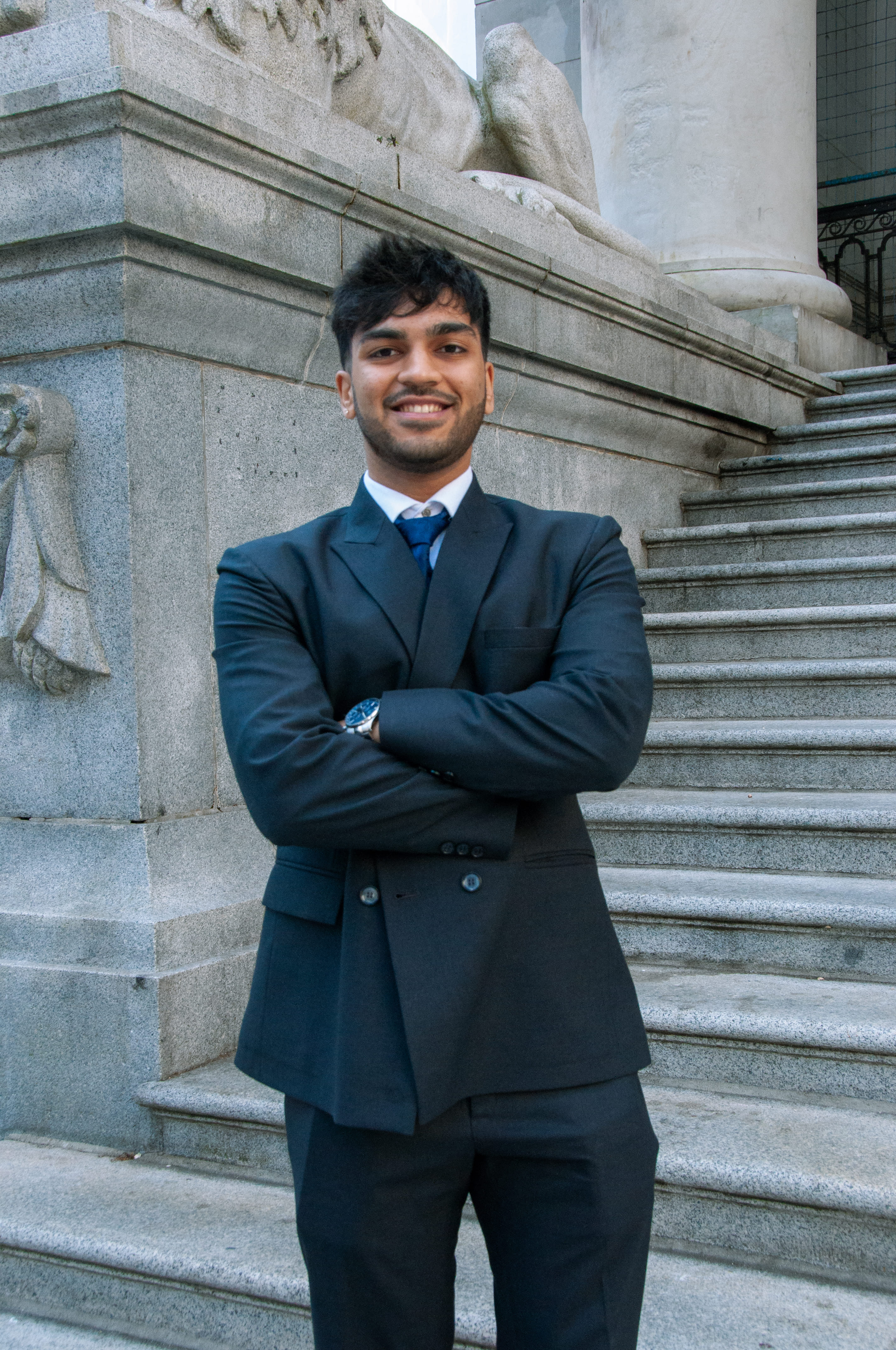 Parthiv Dudhiya portrait - Click to view LinkedIn